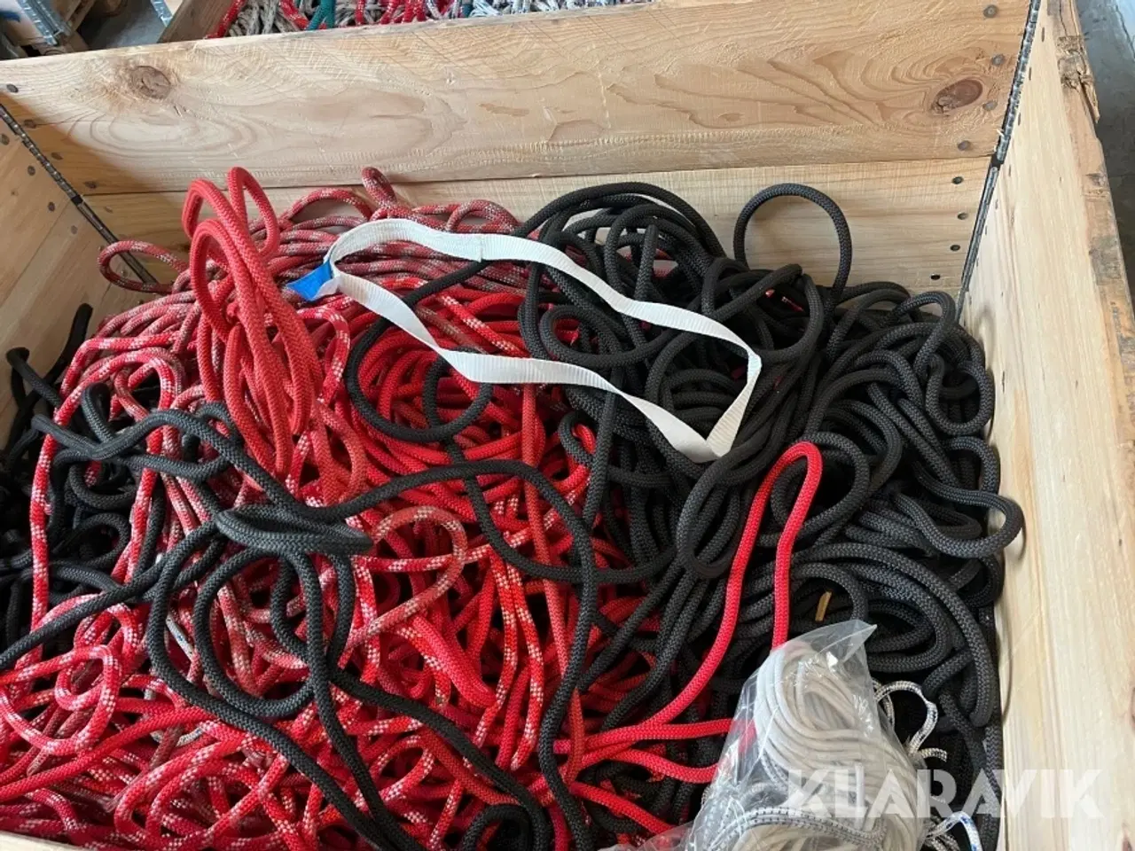 Billede 9 - Assorteret reb og hoist bags 3 paller Lot