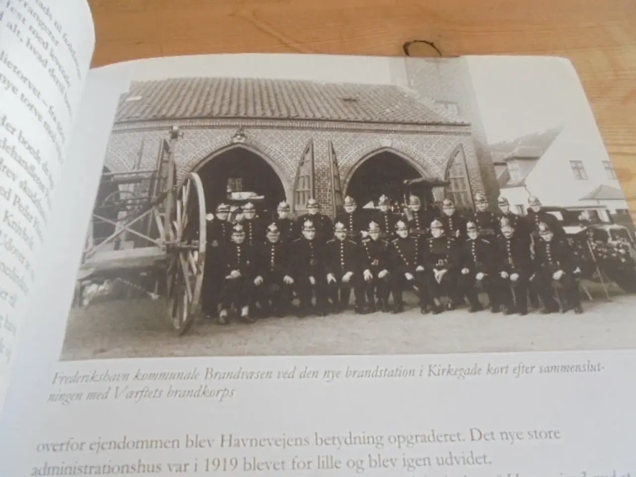 Billede 5 - Hen ad Danmarksgade i Frederikshavn – før og nu  