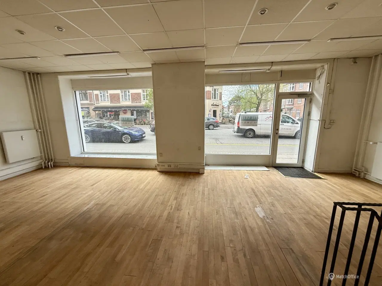 Billede 3 - Flot og velbeliggende butikslokaler i Frederiksberg på Falkoner Alle.