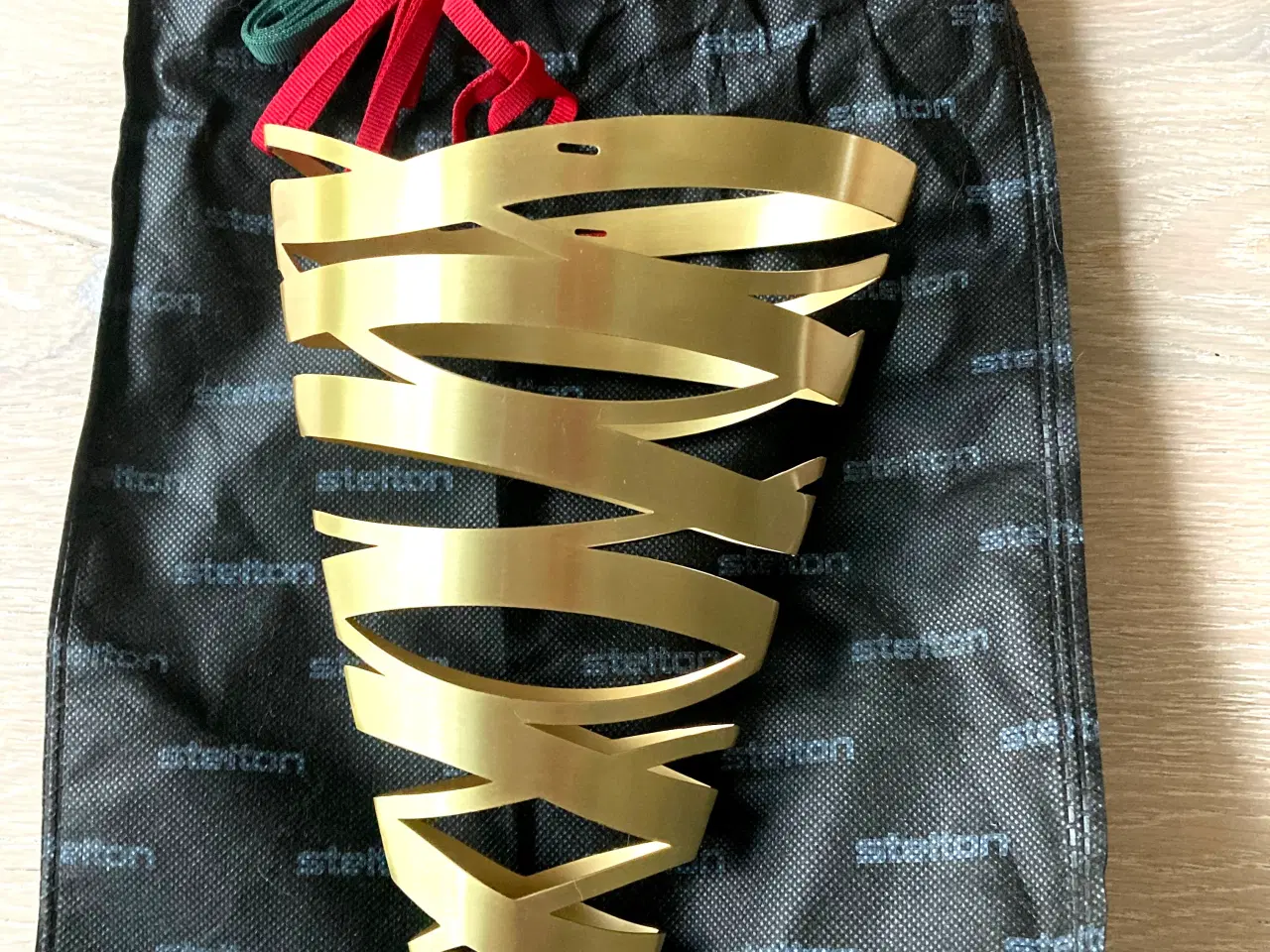 Billede 2 - Stelton Tangle ornament  - guld