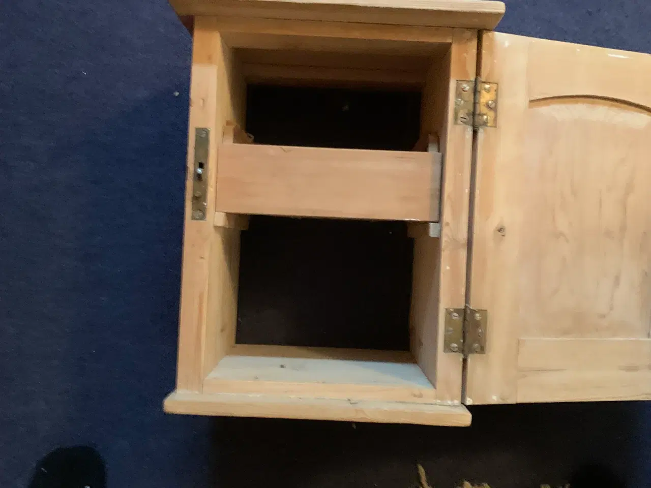 Billede 4 - Fine små væg/senge skabe