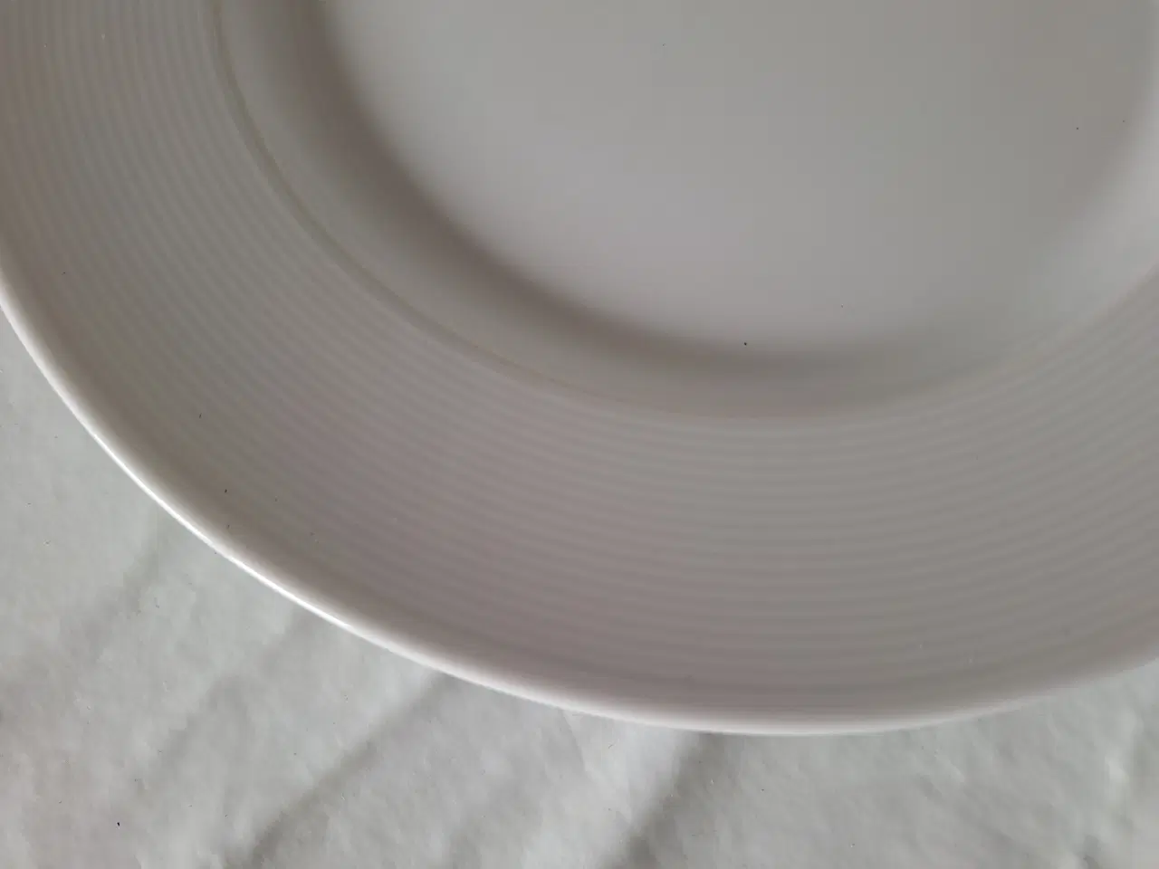 Billede 2 - Tallerkener