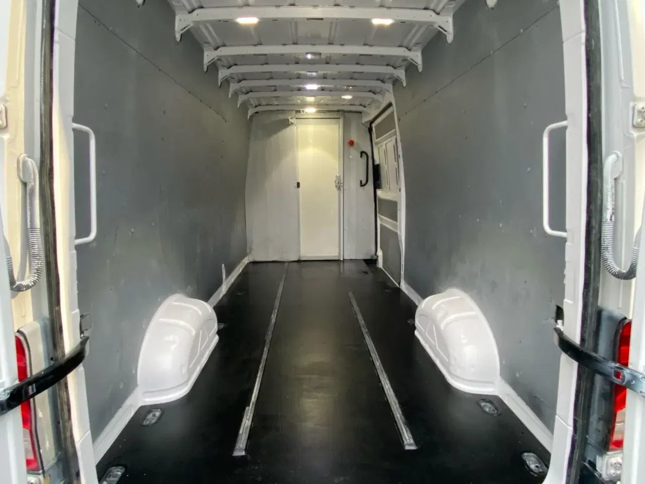 Billede 14 - VW Crafter 30 L3H2 2,0 TDI SCR 140HK Van 6g