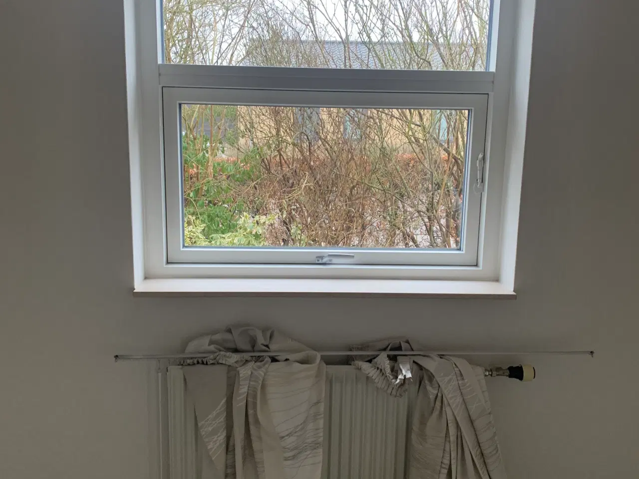 Billede 4 - Gardiner.Skal væk nu bud nu i dag