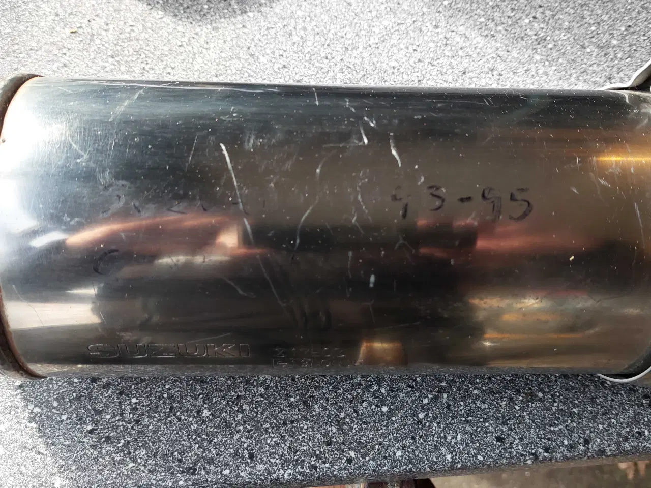 Billede 3 - Suzuki Gsxr 750 1993  udstødning 