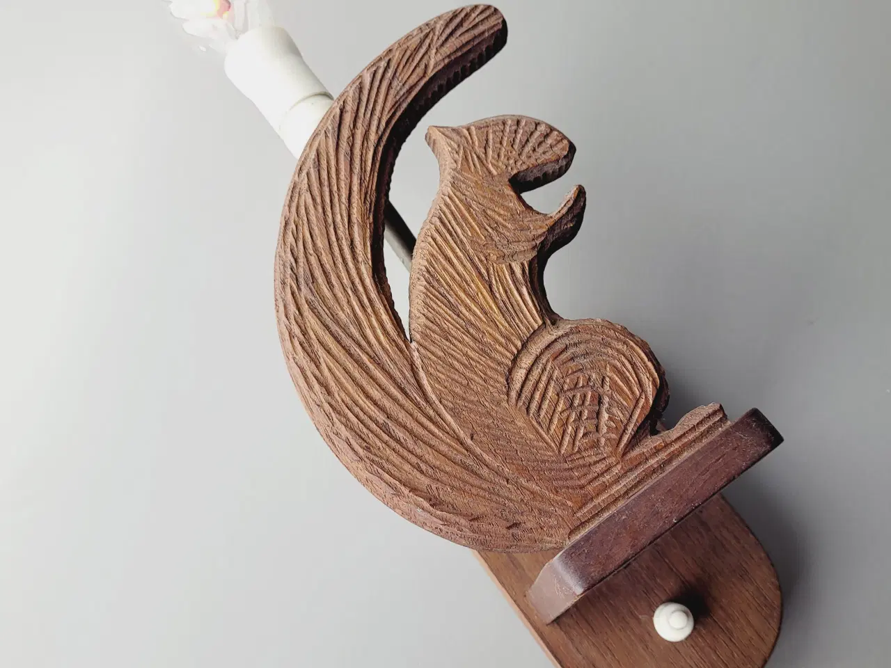 Billede 2 - ⭐️🐿️ Unik Charmerende Egern Væglampe i Teaktræ 