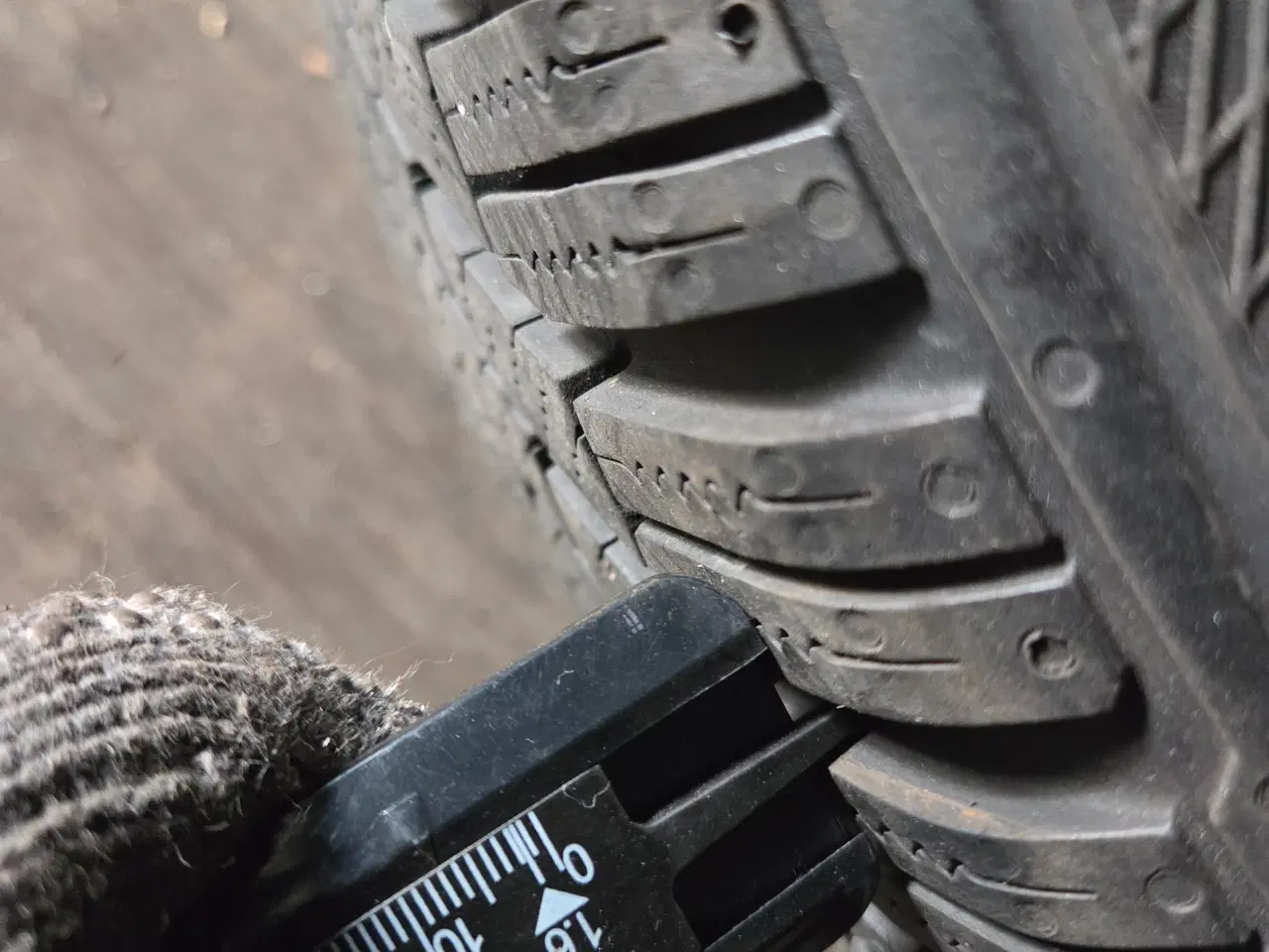 Billede 4 - Fælge med dæk