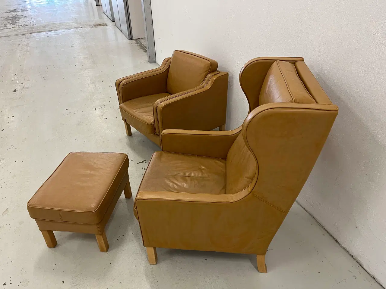 Billede 7 - Skalma Cerena øreklapstol og lav stol m/skammel .