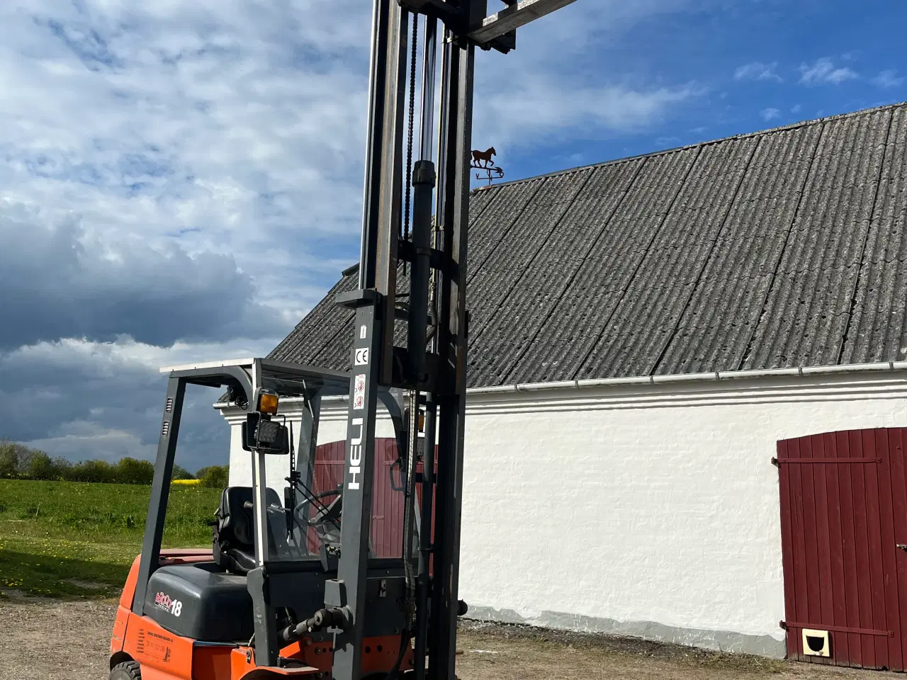Billede 1 - Heli 1800kg diesel gaffeltruck med fuld friløft.
