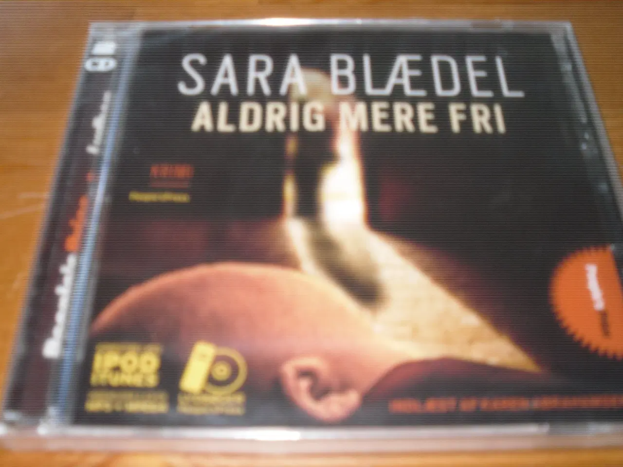 Billede 1 - Sara Blædel. ALDRIG MERE FRI. Lydbog.