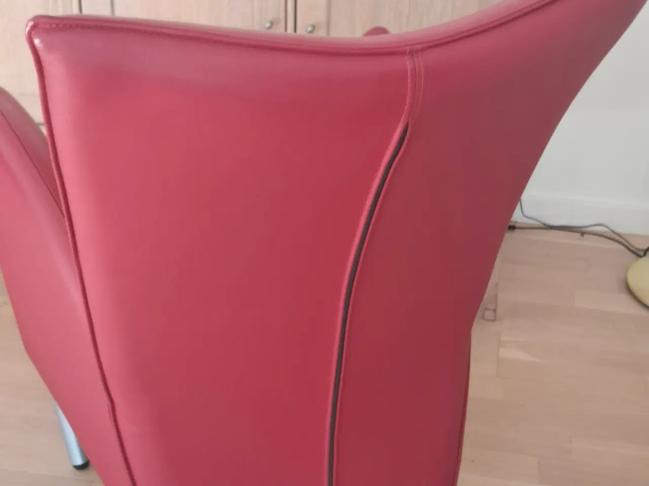 Billede 5 - Flot rød lænestol i læder