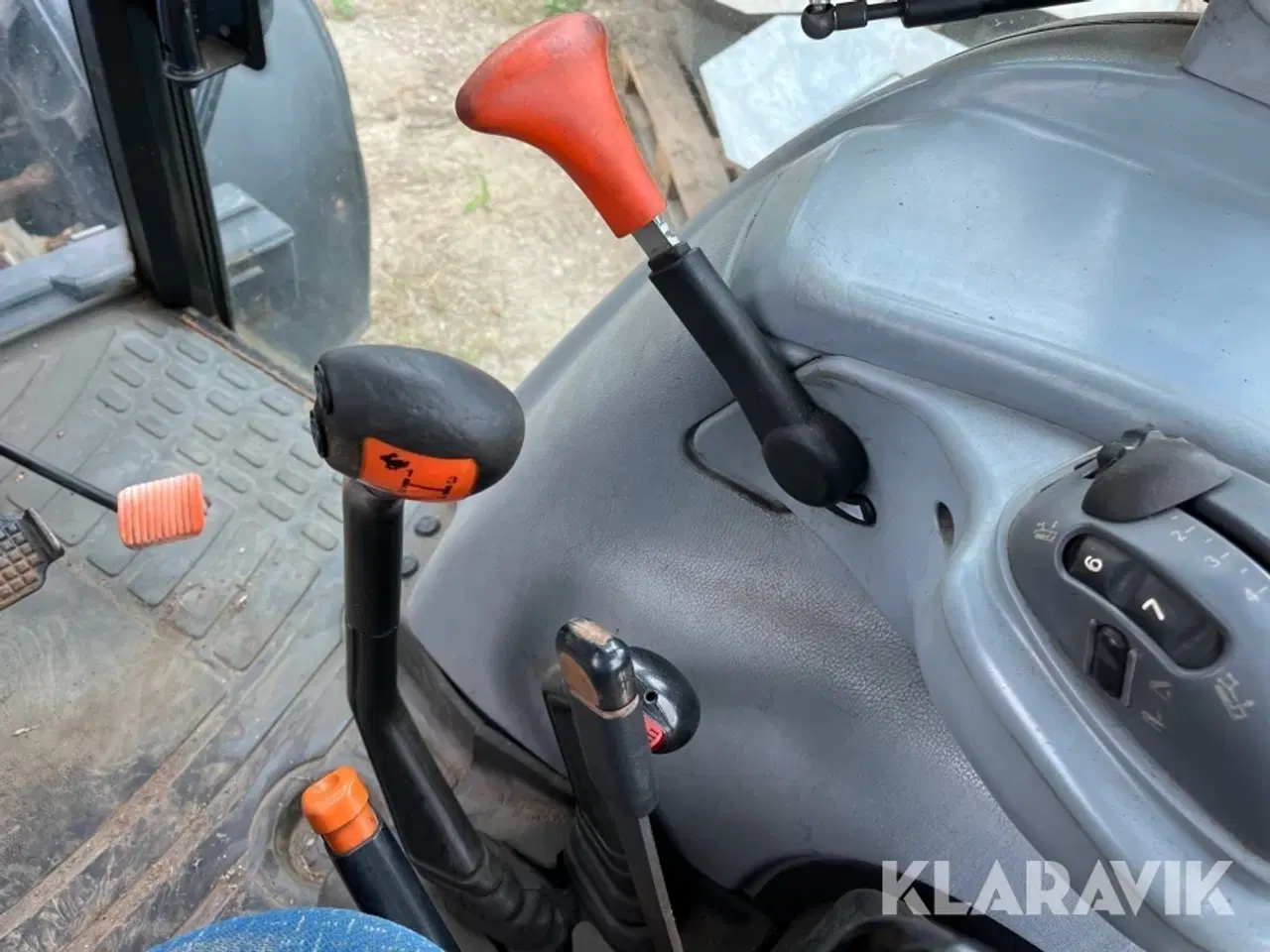 Billede 9 - Traktor New holland T5060
