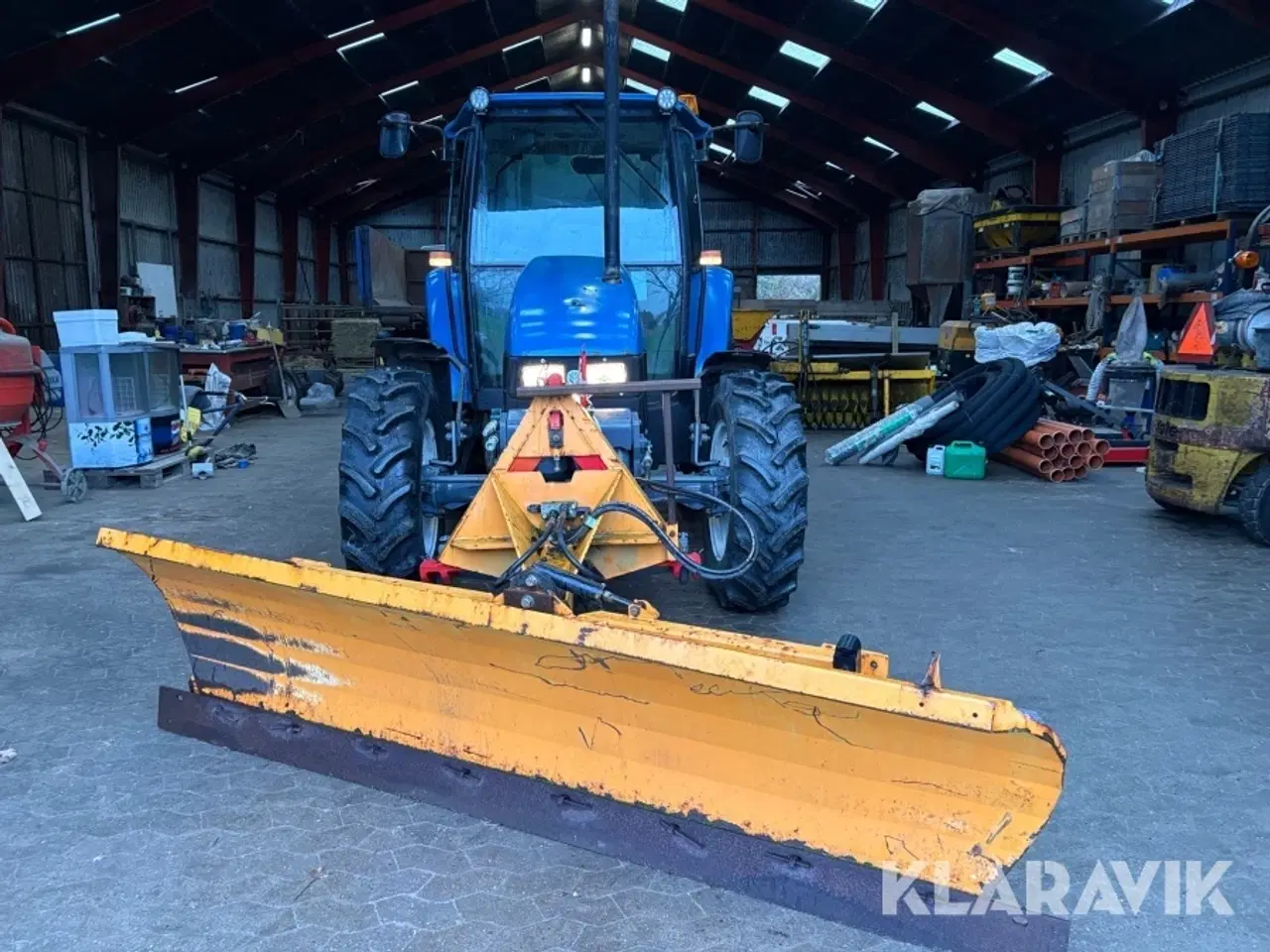 Billede 15 - Traktor New Holland 4835