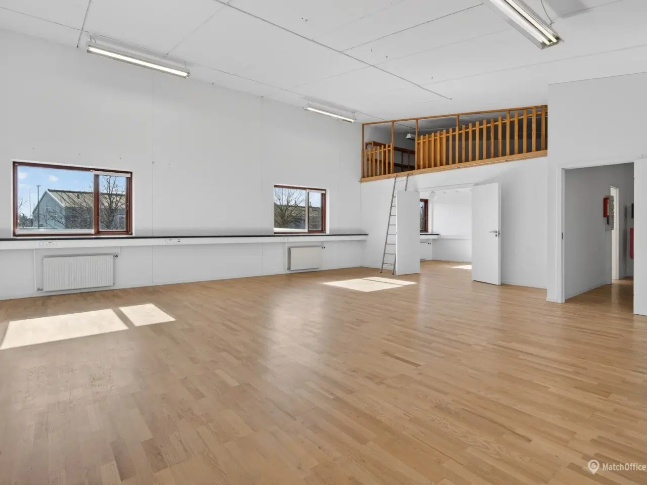 Billede 3 - Lækkert og lyst kontor med mulighed for mindre lager