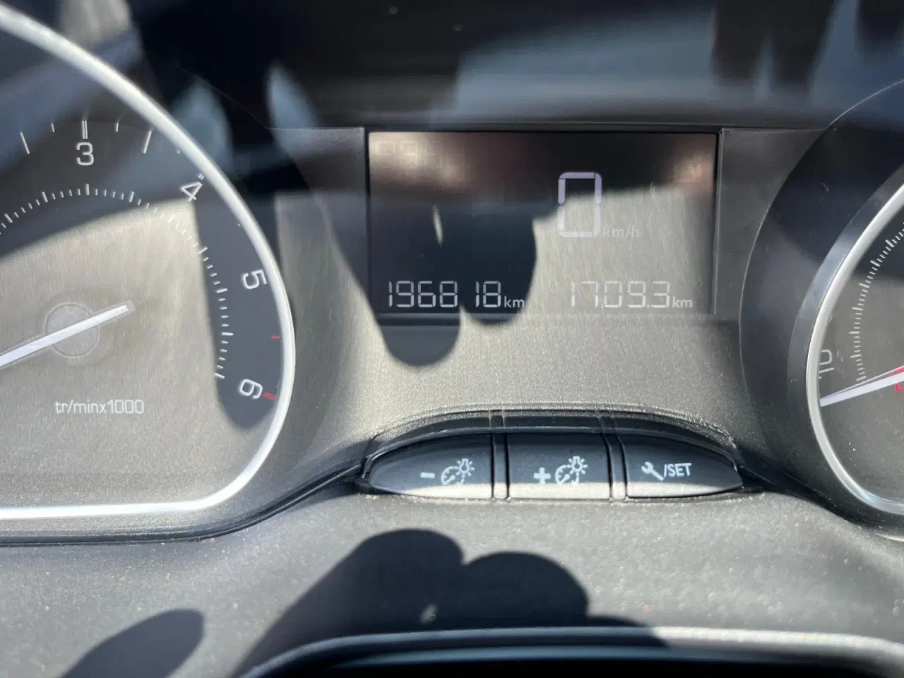 Billede 11 - Peugeot 208 1,6 BlueHDi 100 Allure