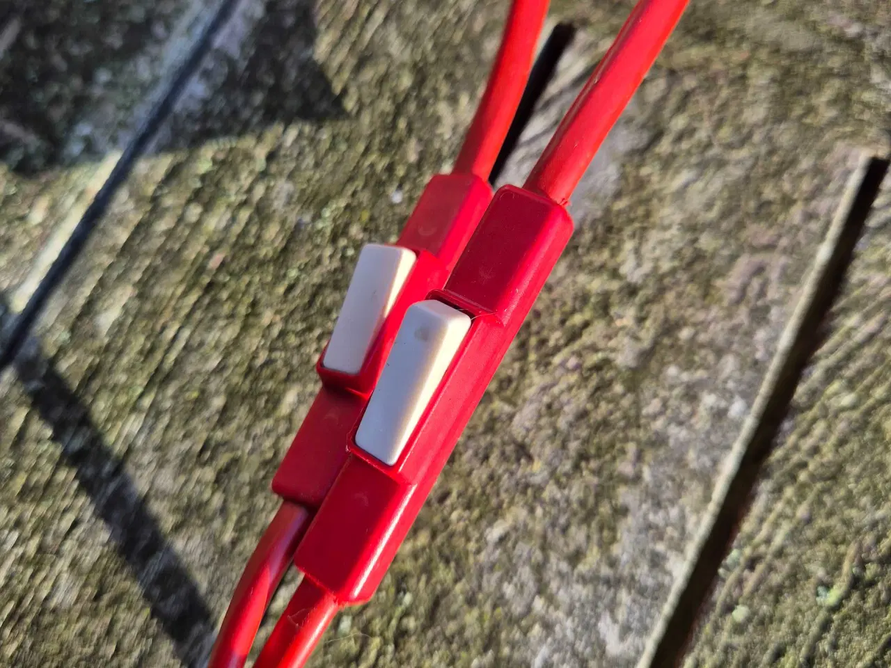 Billede 14 - Velholdte rødorange magnetlamper 