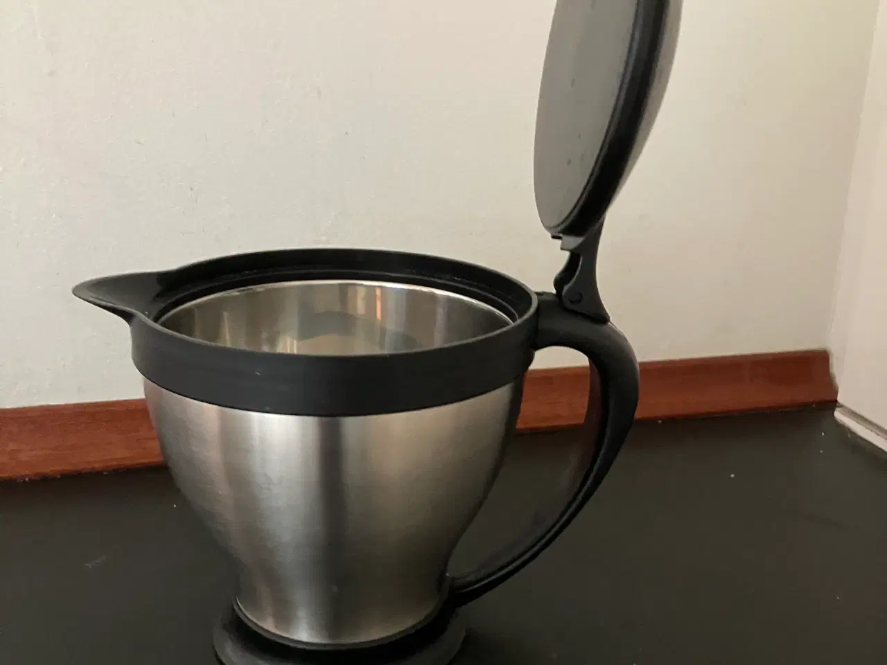 Billede 5 - Brødskærer og saucekande