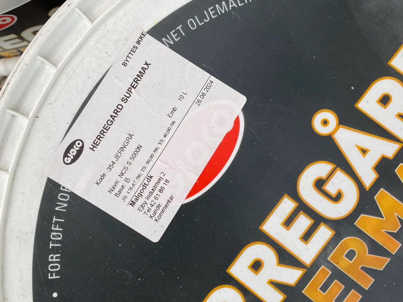 Billede 7 - Udendørs træmaling, 9 liter, jerngrå.