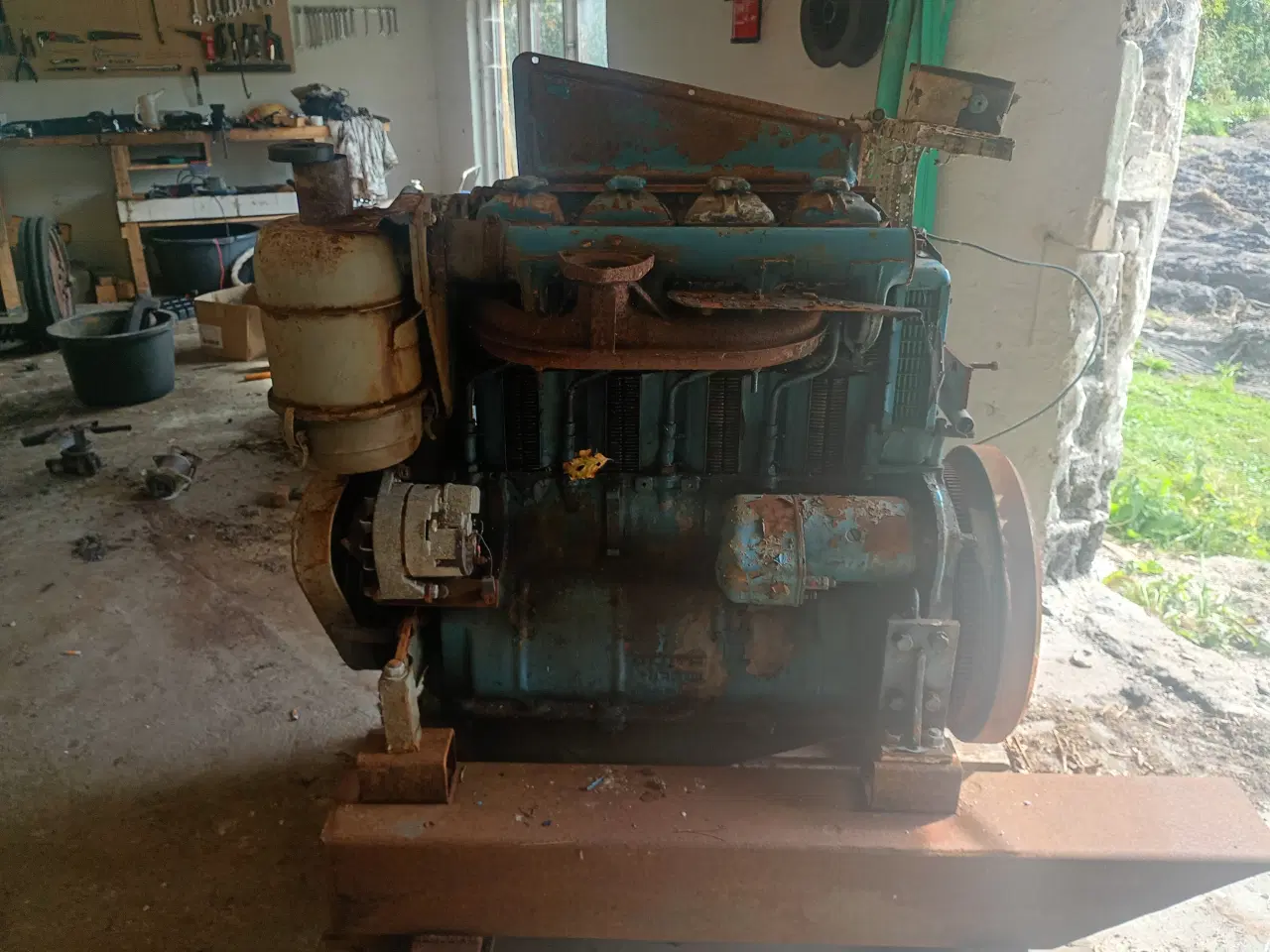 Billede 5 - Hejsa jeg har den har fine gammel Deutz 4 cylinder