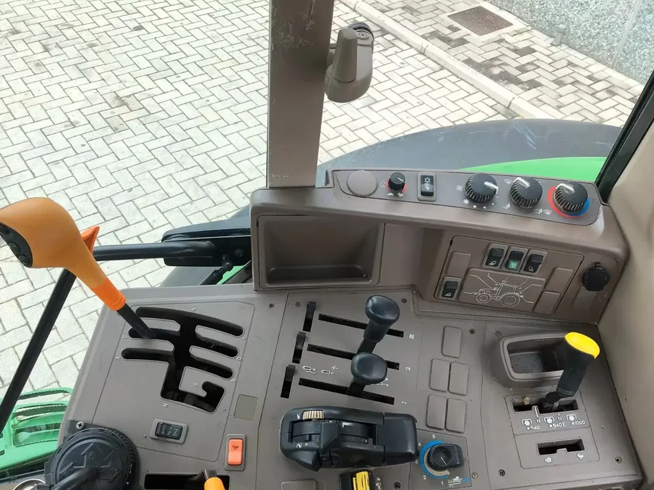 Billede 6 - Traktor - John Deere 6125 m