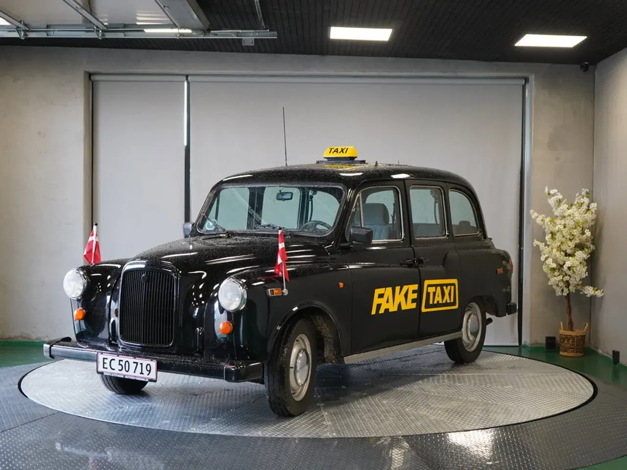 Billede 1 - LONDON TAXIS INT