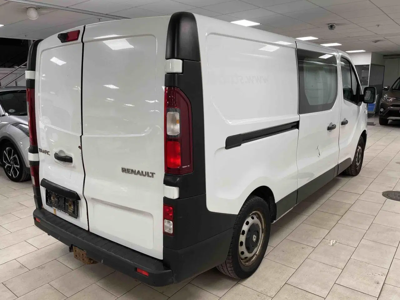 Billede 11 - Renault Trafik halv køl