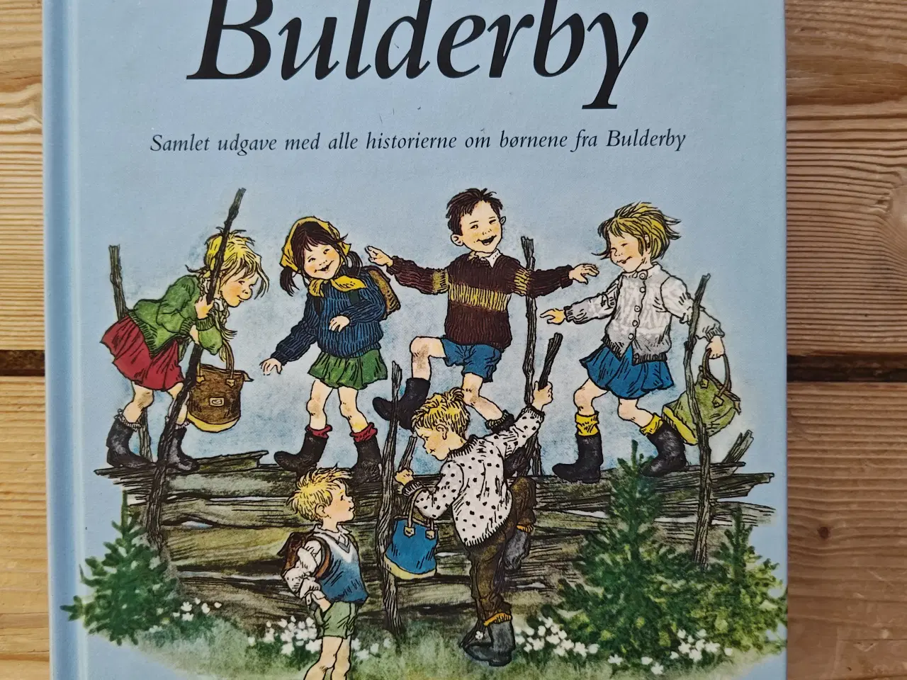 Billede 1 - Bogen om børnene i Bulderby af Astrid Lindgren