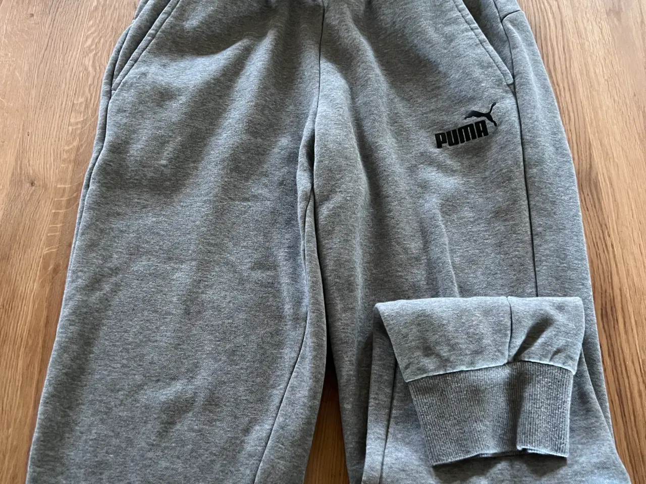 Billede 2 - HE joggingbukser mærke PUMA