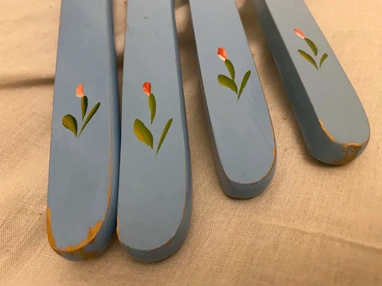 Billede 7 - Vintage bøjler med bemalede blomster