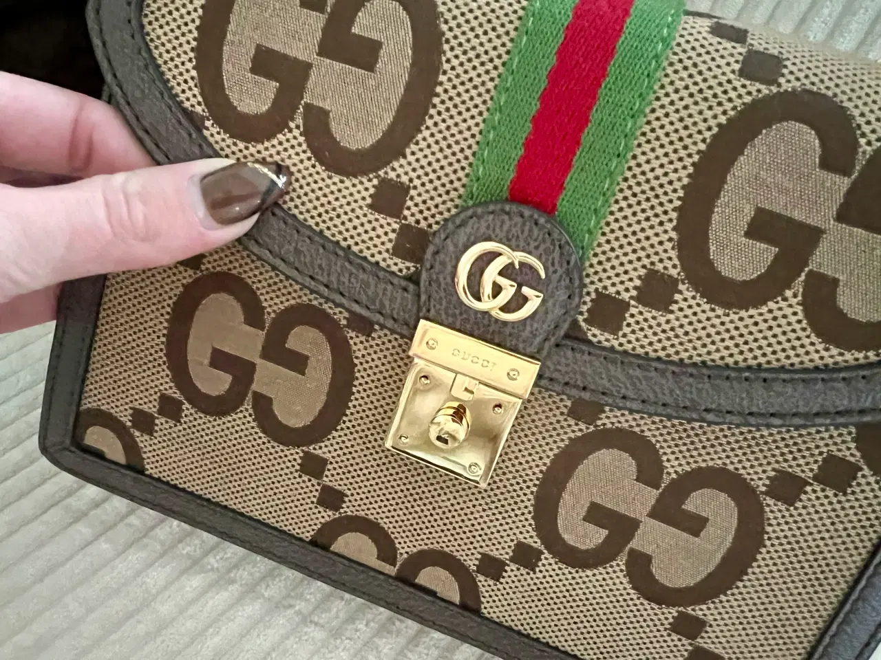 Billede 5 - Flot taske  i meget god kvalitet.