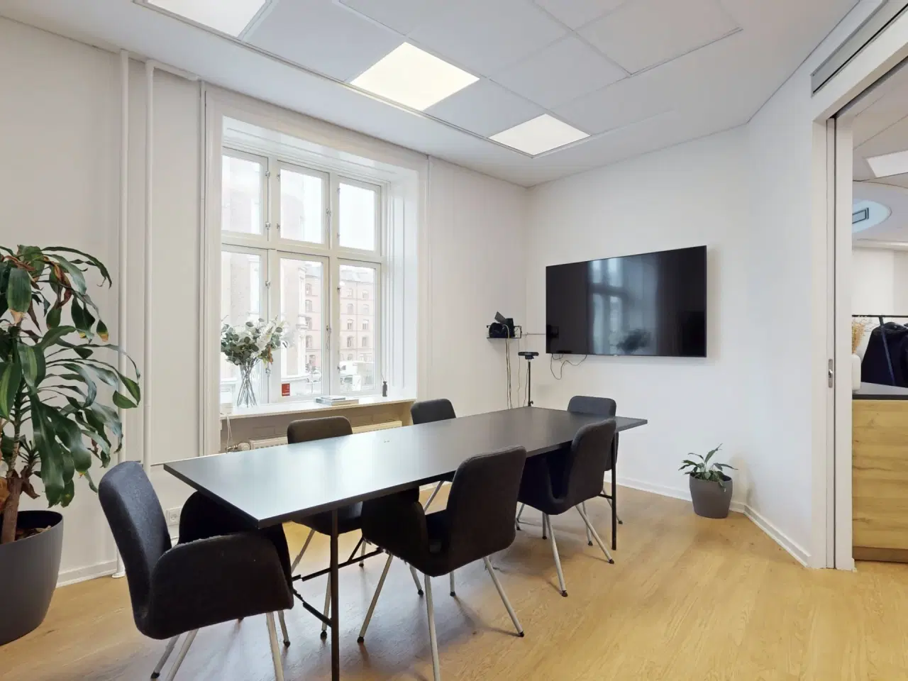 Billede 3 - Centralt beliggende lejemål på Frederiksberg - med masser af lysindfald