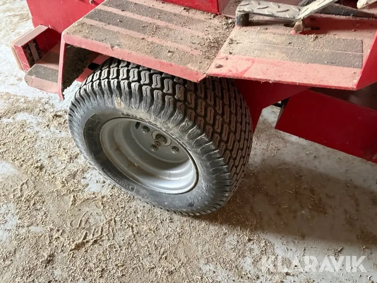 Billede 11 - Kirkegårdstruck Htf E303