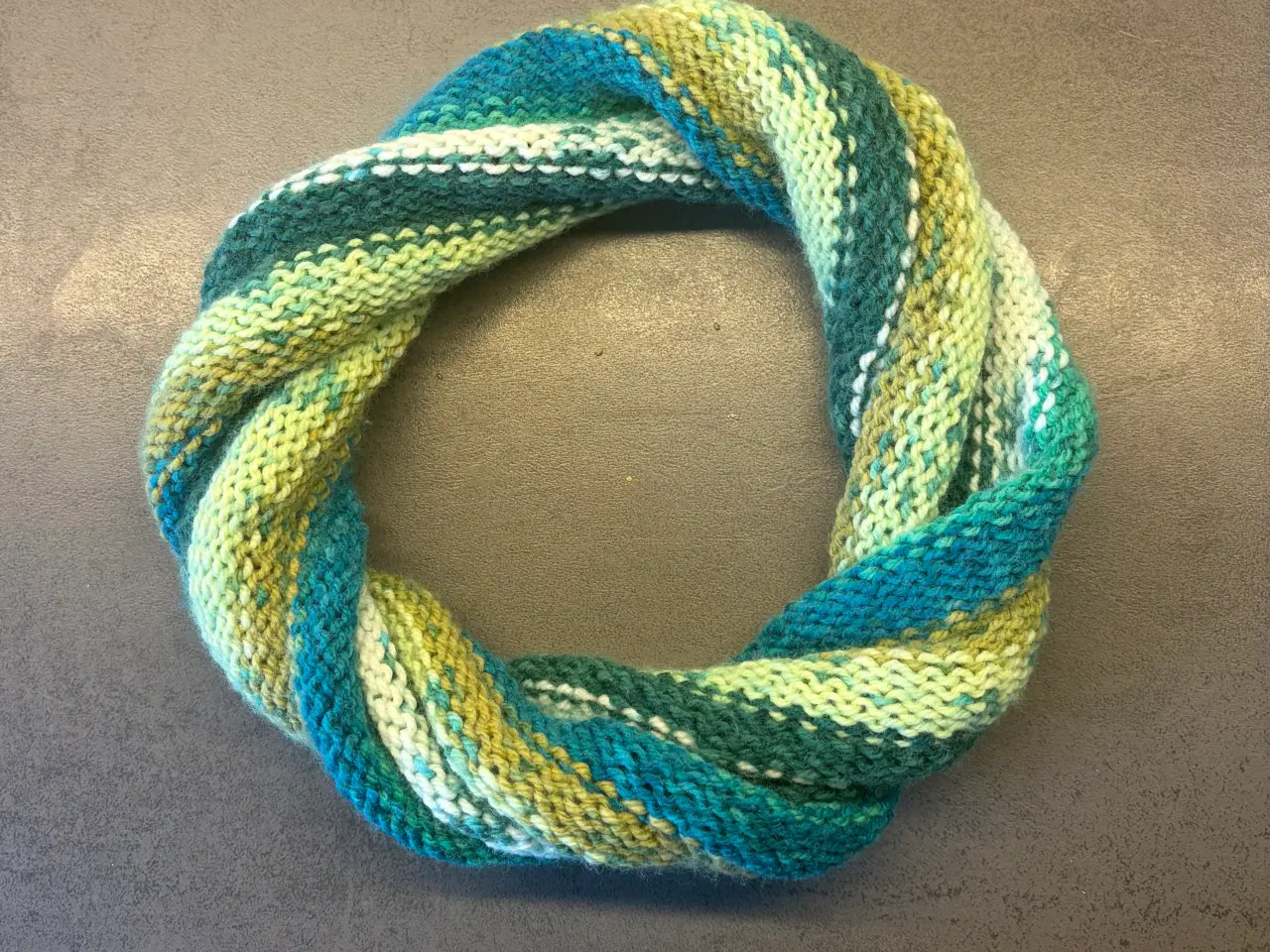 Billede 2 - Infinity tørklæde. Multifarvet