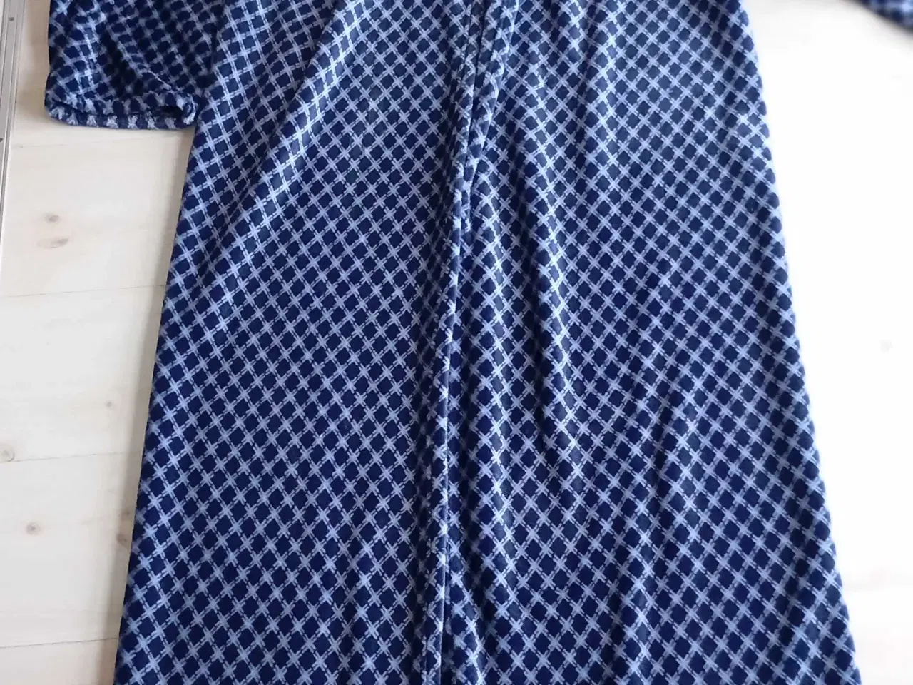 Billede 1 - Plaid. Hyggetæppe. Stort