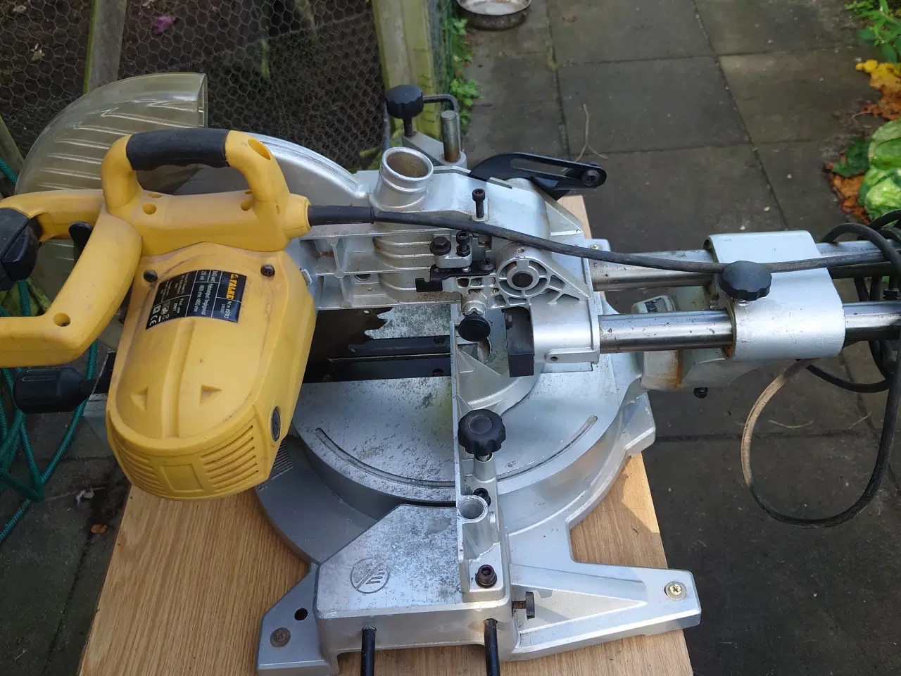 Billede 4 - Kap / Gering sav med arbejdsbord