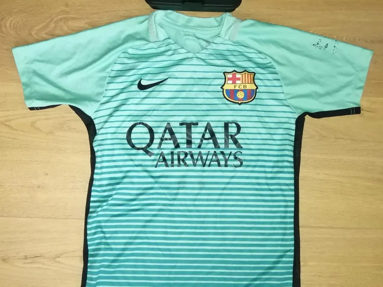 Billede 2 - FC BARCELONA MESSI 16-17, STR 11-12 ÅR OG MADKASSE