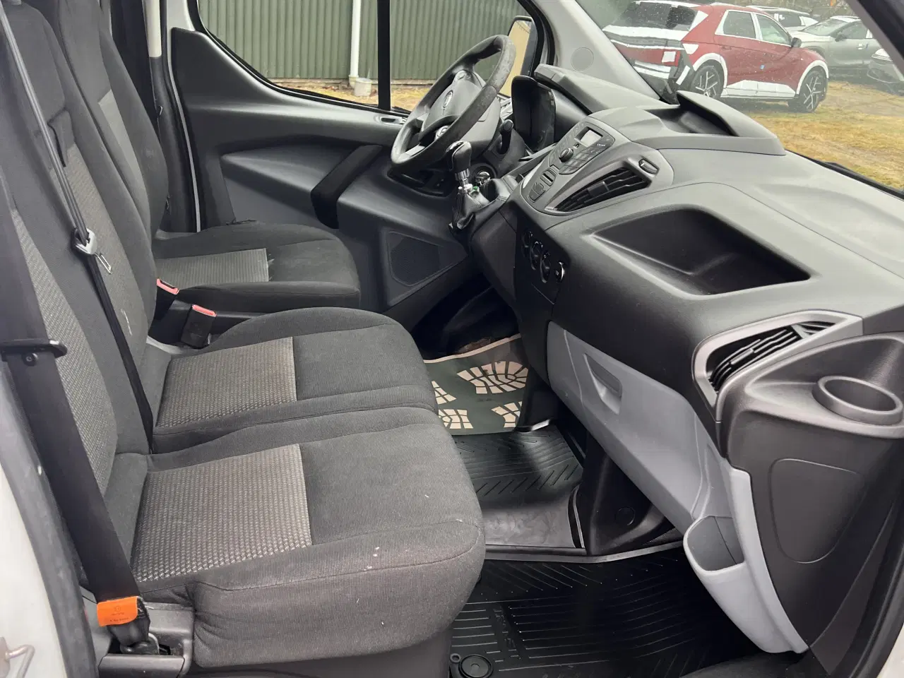 Billede 6 - Velkørende kassevogn /med opbyg i varerum