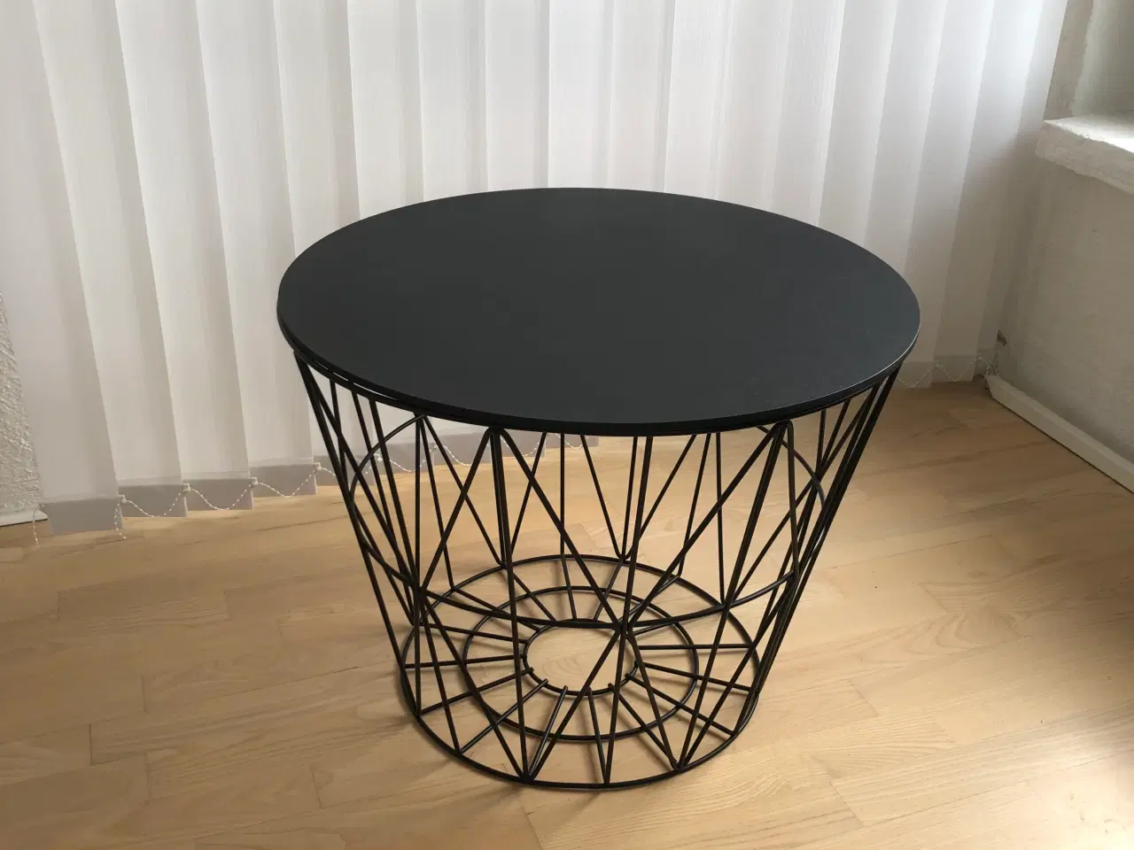 Billede 1 - Ferm Living kurv / sofabord 