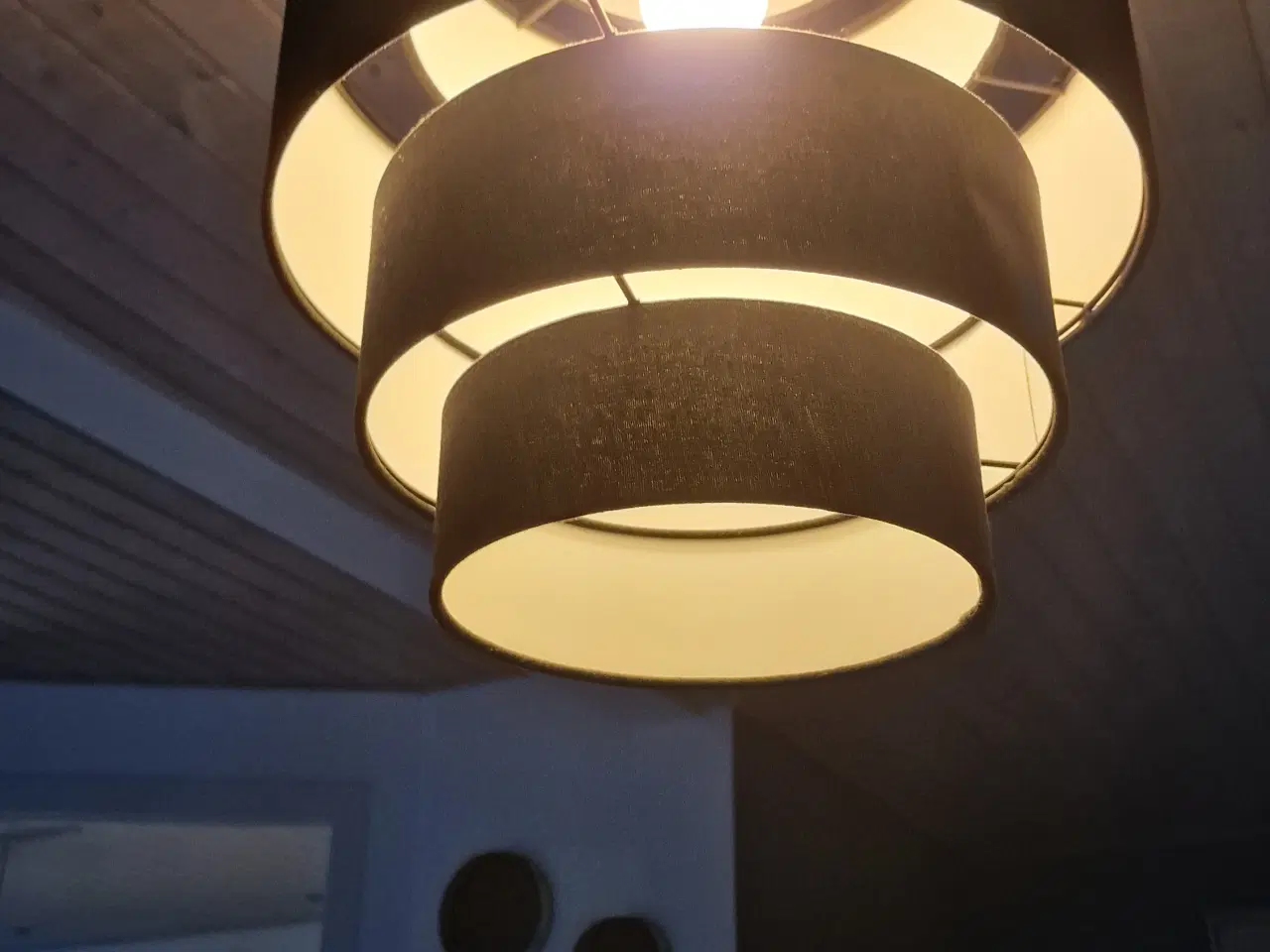 Billede 2 - Smart sort lampe