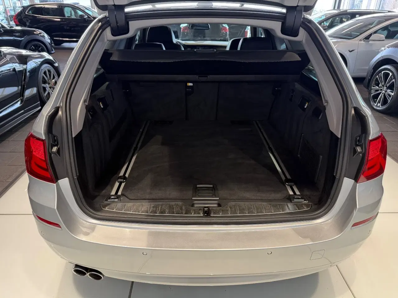 Billede 13 - BMW 530d 3,0 Touring xDrive aut.