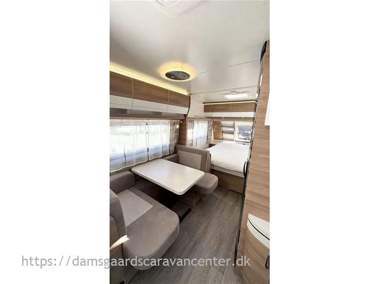 Billede 16 - 2022 - Hobby De Luxe 460 SFf   Queensbed-Gulvtemp.-Mover-Telt