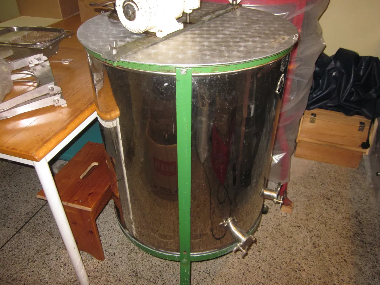 Billede 2 - Stor komplet bigård- lavnormal