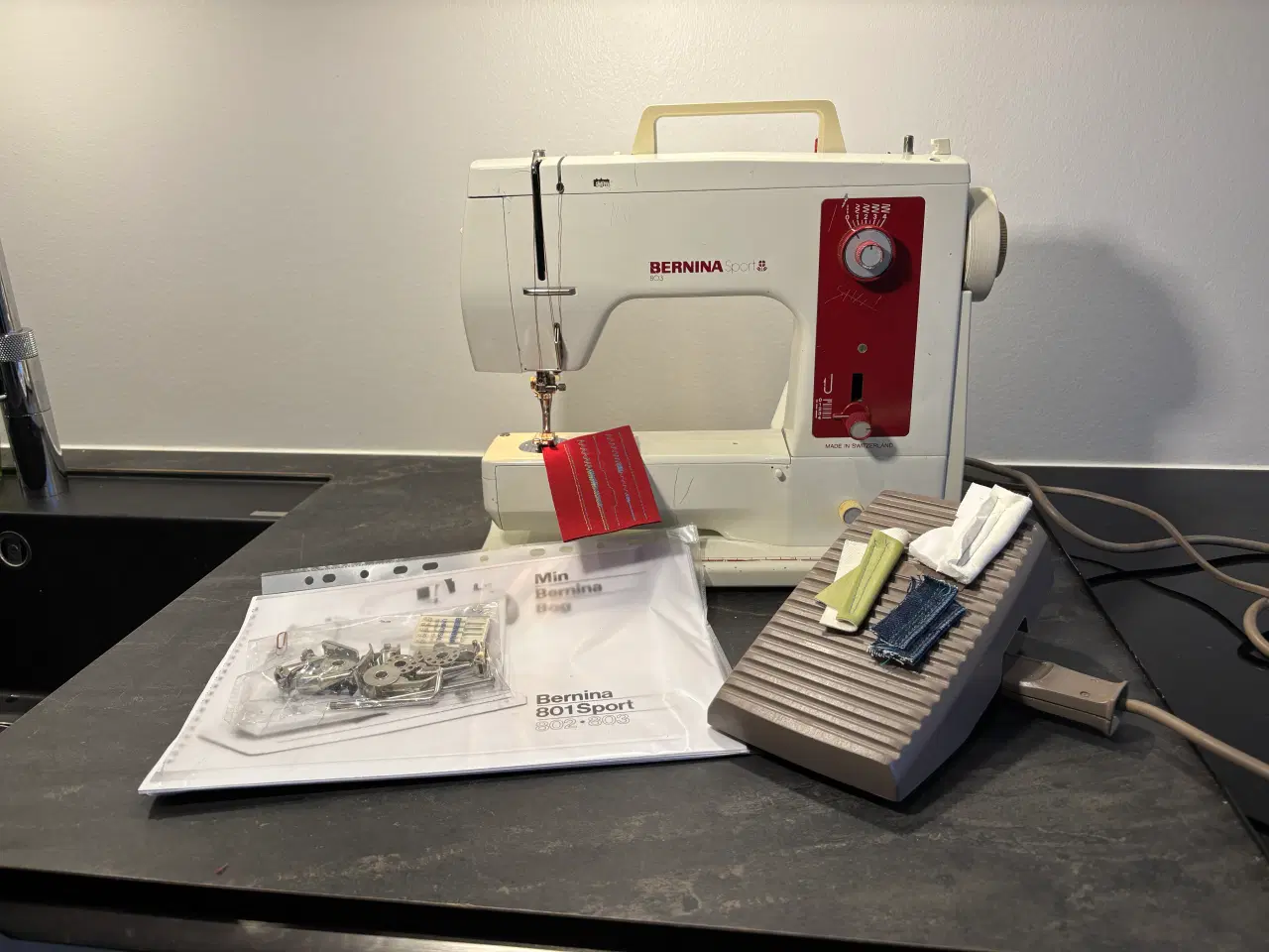 Billede 1 -  Bernina sport 803. symaskine 