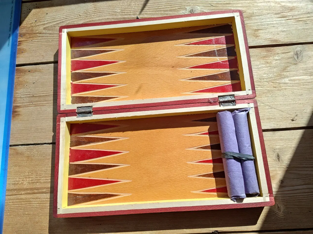 Billede 3 - Skak Brætspil i træ samt Backgammon