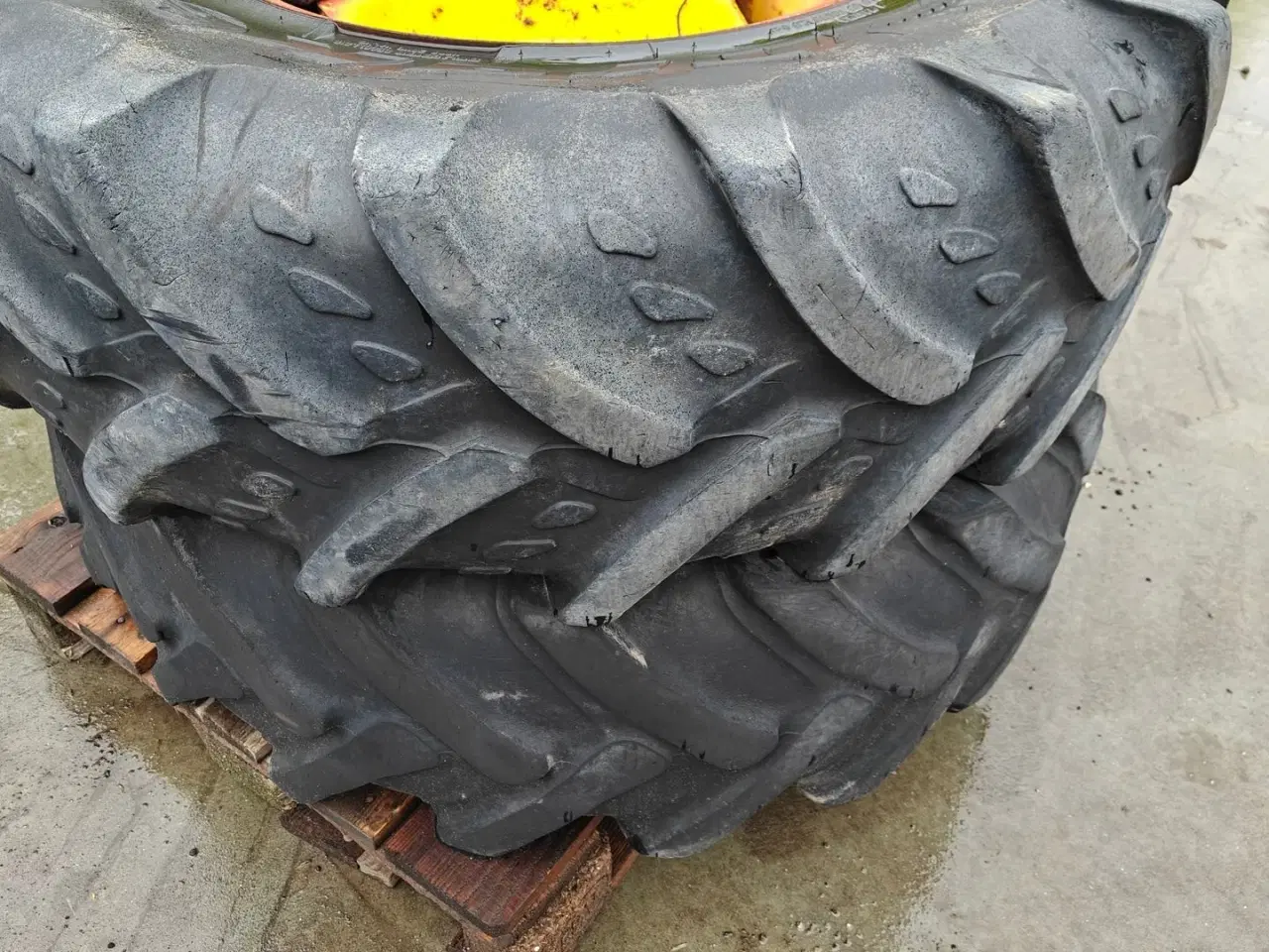 Billede 6 - Kléber 380/85R24 XXX