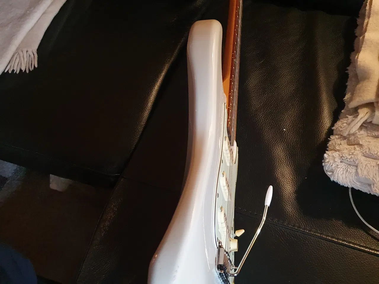 Billede 7 - Samick, creme hvid strat