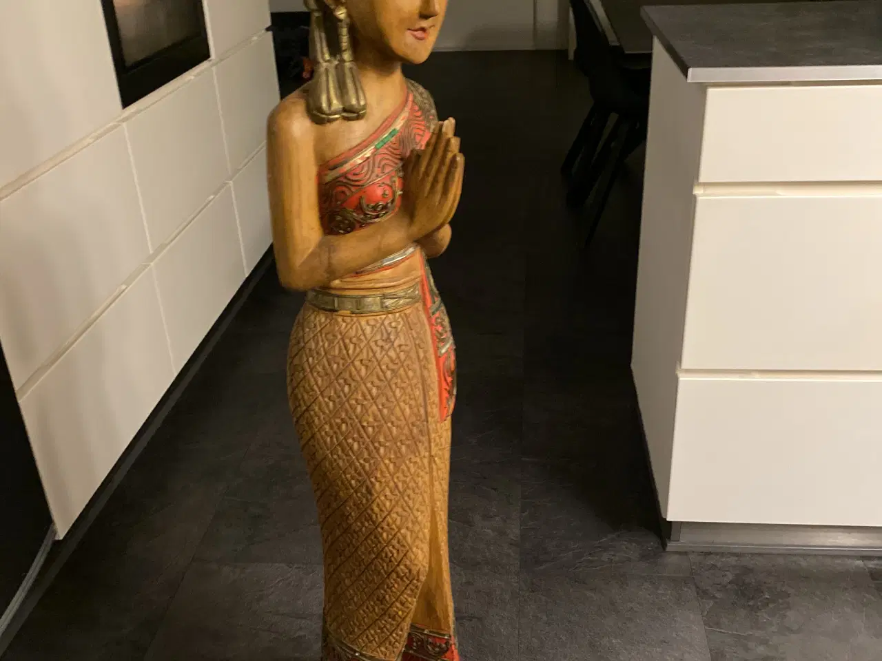 Billede 4 - Træskulptur kvinde