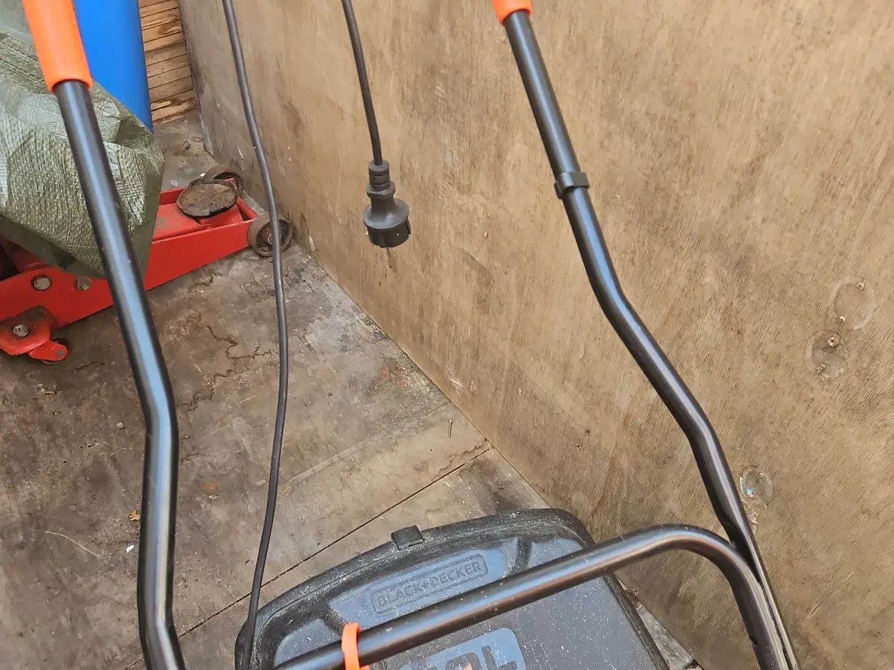 Billede 5 - Black & Decker BEMW481BH elektrisk plæneklipper