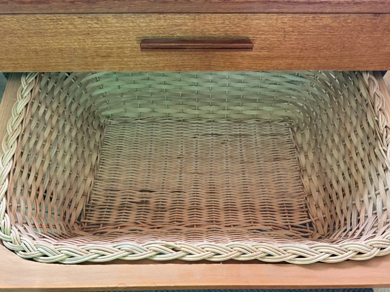 Billede 4 - Sybord / entremøbel i teak