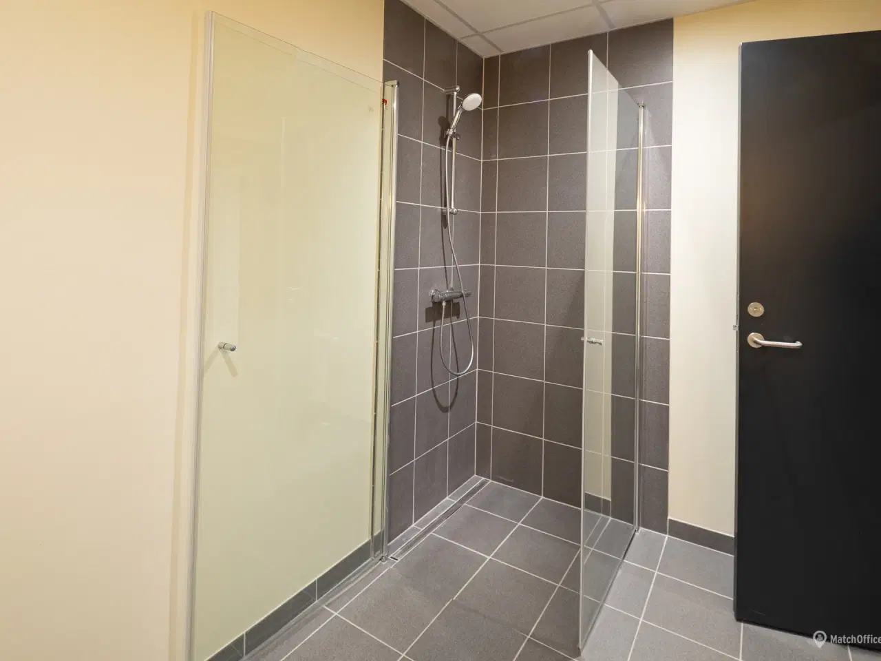 Billede 21 - Velbeliggende nyere moderne kontorlokaler med fælles kantineordning